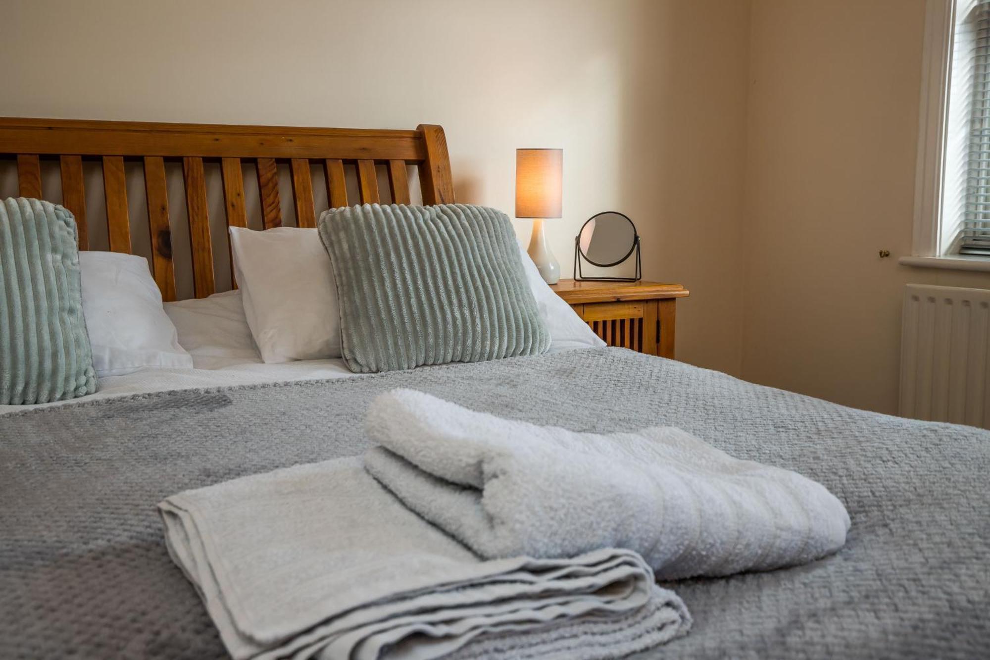 Hotel Spacious, 3 Bed House For 6 In Central Chester Esterno foto