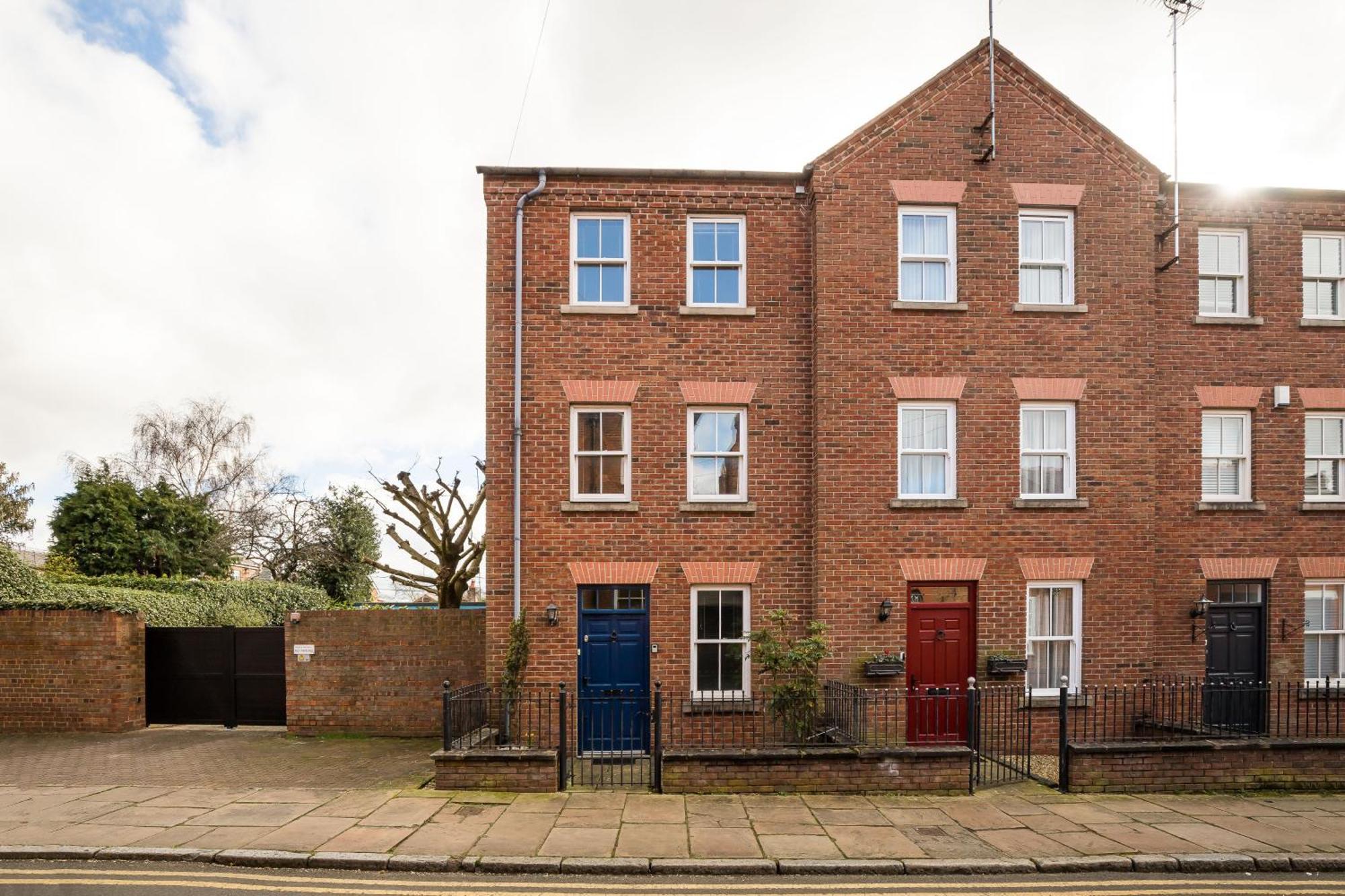 Hotel Spacious, 3 Bed House For 6 In Central Chester Esterno foto
