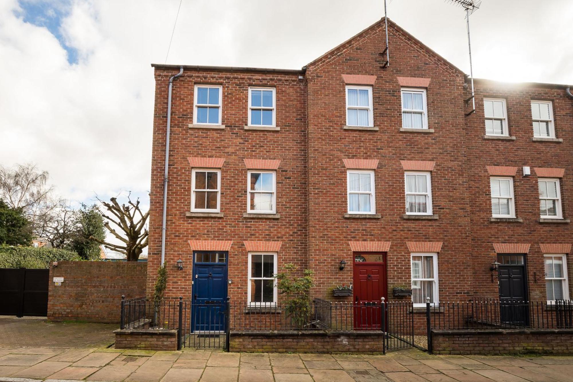 Hotel Spacious, 3 Bed House For 6 In Central Chester Esterno foto
